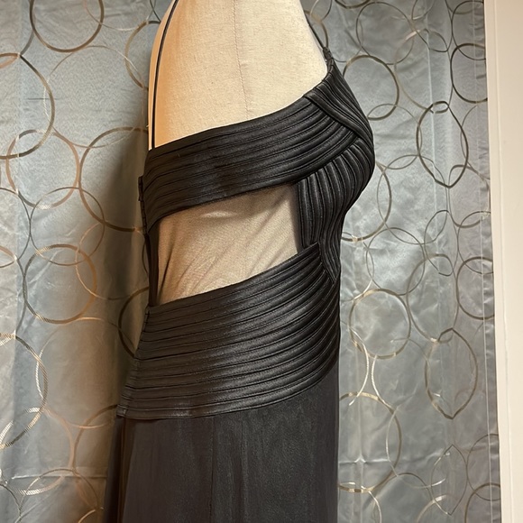 JS Collections evening gown - Picture 8 of 13